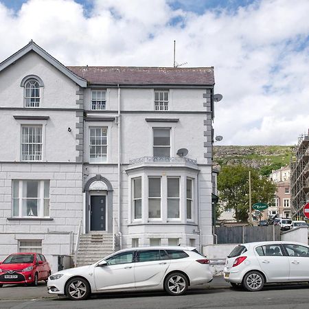 Abbey Road Boutique Holiday Apartment Llandudno Ngoại thất bức ảnh