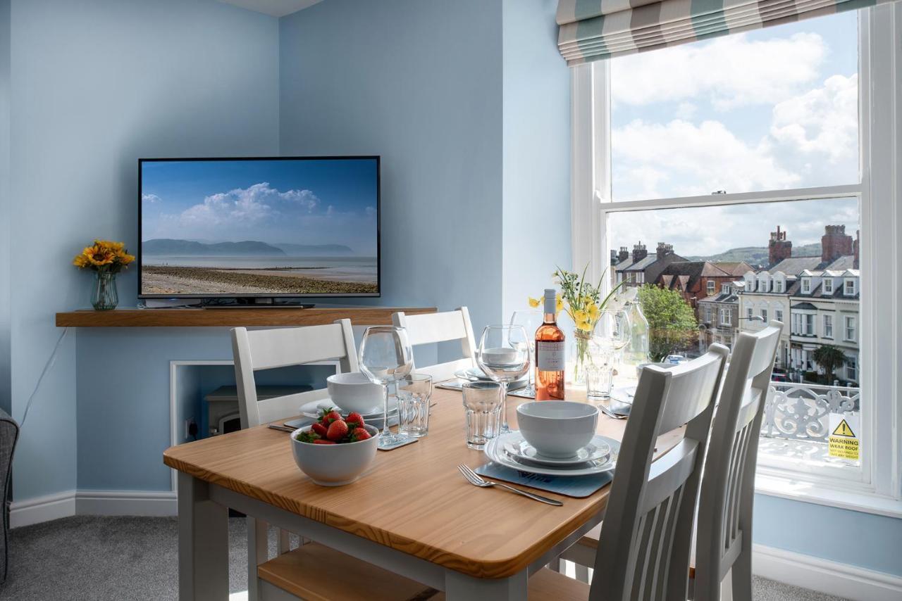 Abbey Road Boutique Holiday Apartment Llandudno Ngoại thất bức ảnh