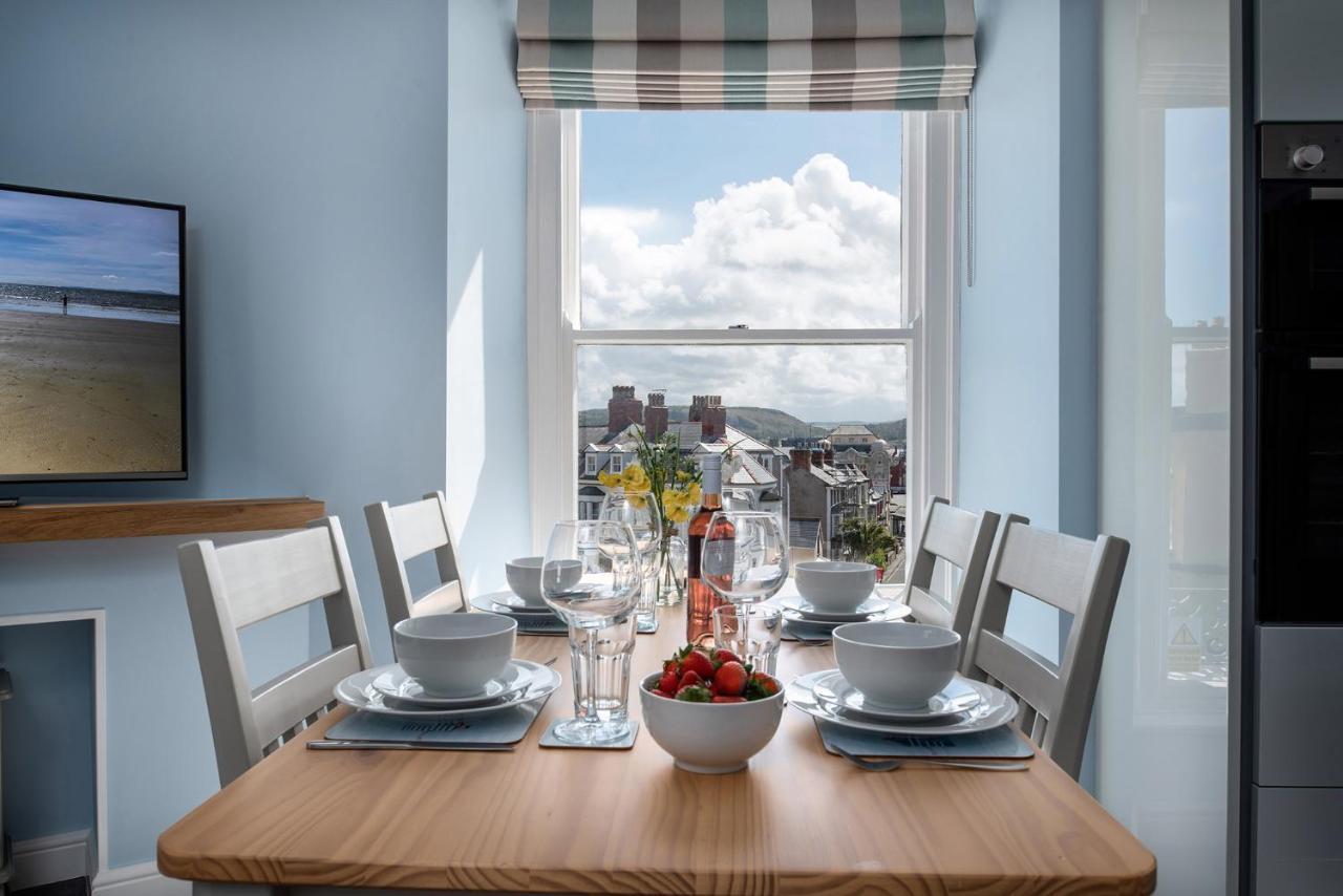 Abbey Road Boutique Holiday Apartment Llandudno Ngoại thất bức ảnh