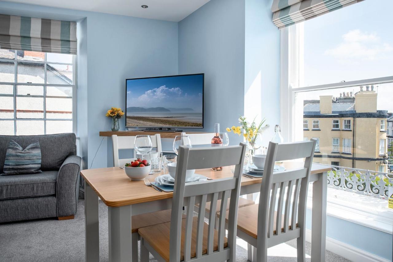 Abbey Road Boutique Holiday Apartment Llandudno Ngoại thất bức ảnh