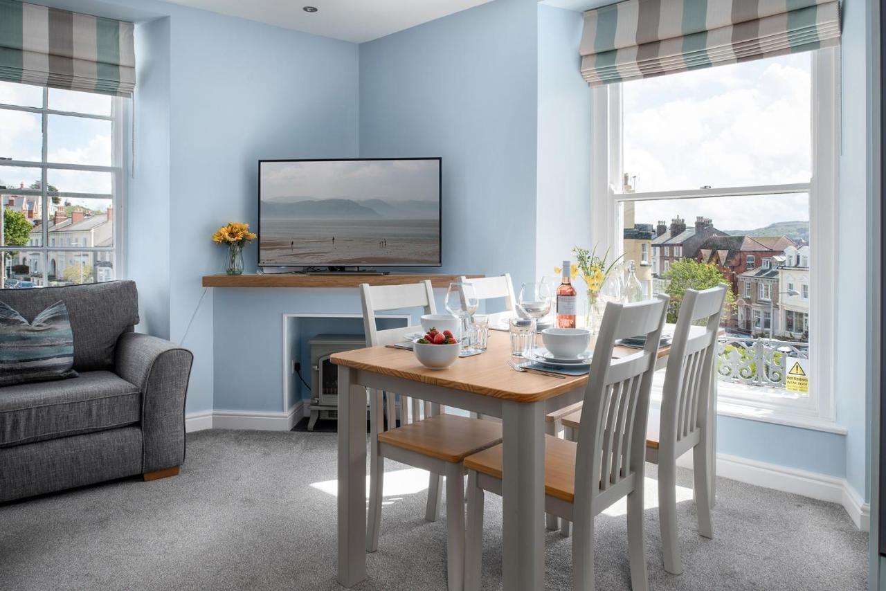 Abbey Road Boutique Holiday Apartment Llandudno Ngoại thất bức ảnh